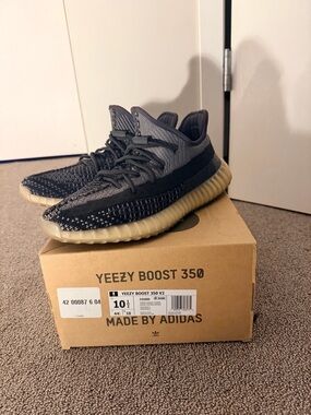 adidas Yeezy Boost 350 V2 — Gray & Black with Gum Sole
